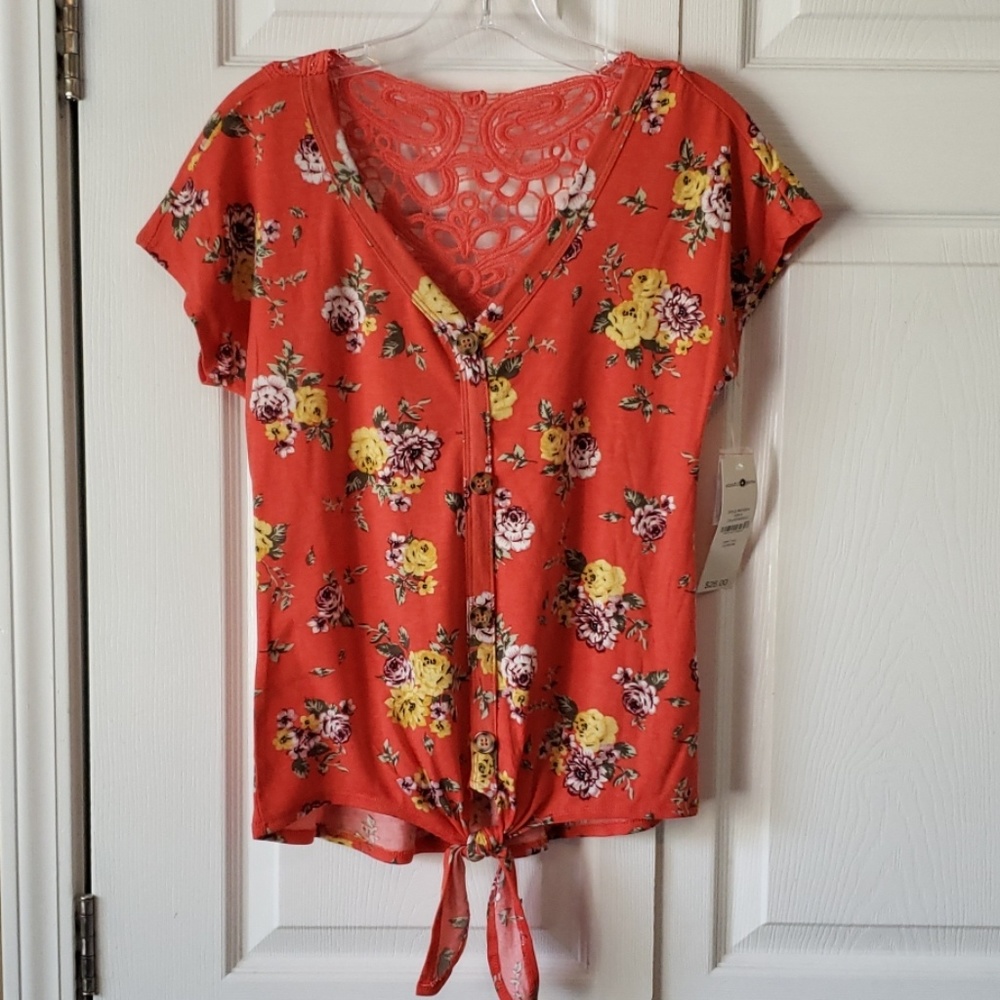 Lace back tie front top